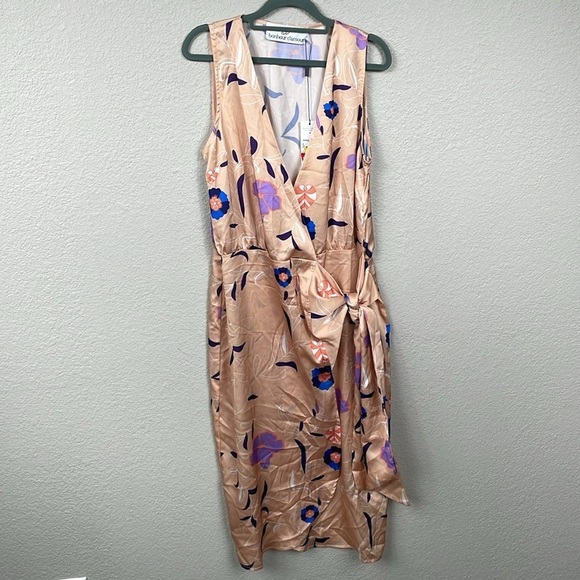 NWT Bonheur d'Amour Floral Wrap Dress Beige Tan Spring Sz L - Picture 2 of 11